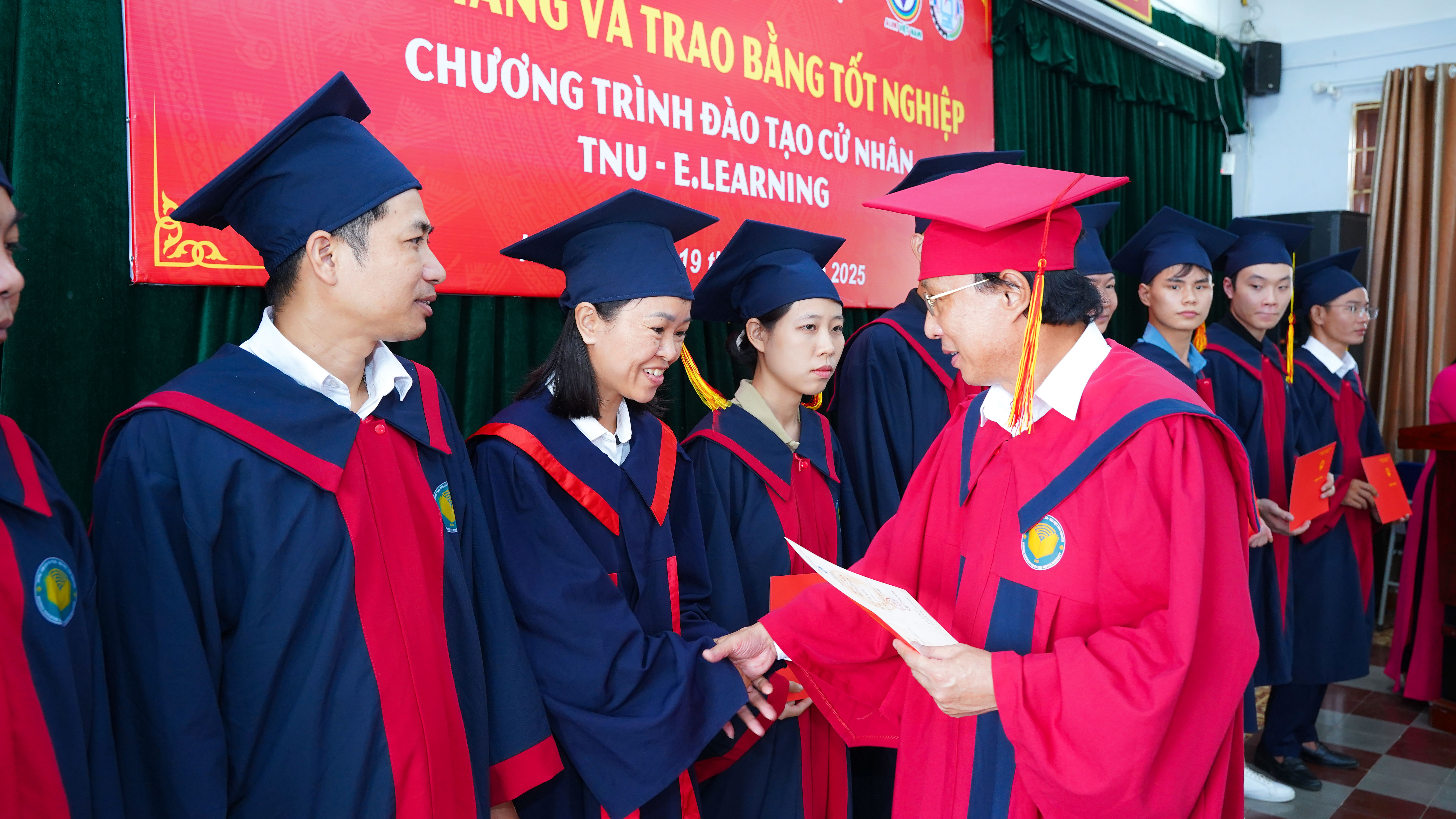 photos/E.LEARNING 19.10.25/A7_01668.jpg